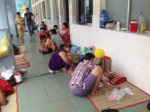 Các bệnh viện đều quá tải vì dịch bệnh